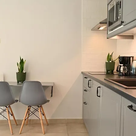 Apartment Nueva Era @ Heart , Romvis Athens