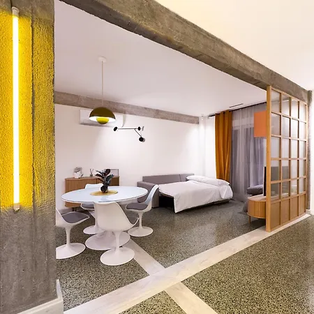 Nueva Era @ Heart , Romvis Apartment Athens