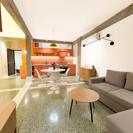 Apartment Nueva Era @ Heart , Romvis Athens